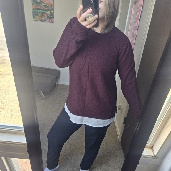 Women's Burgundy Sweater - Picture 4 of 4